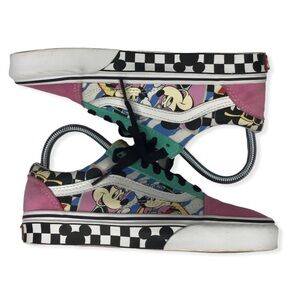 Vans x Disney Retro 80’s Mickey Mouse Old Skool Sneakers.